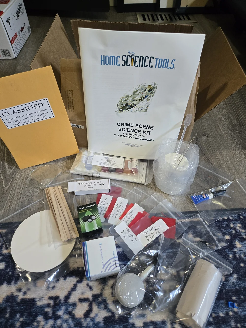 Home Science Tools - Crime Scene Investigation Kit – Unused